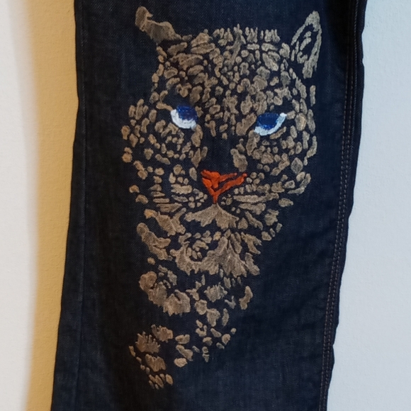 Cheetah Outfit - New Listing - Picture 11 of 12